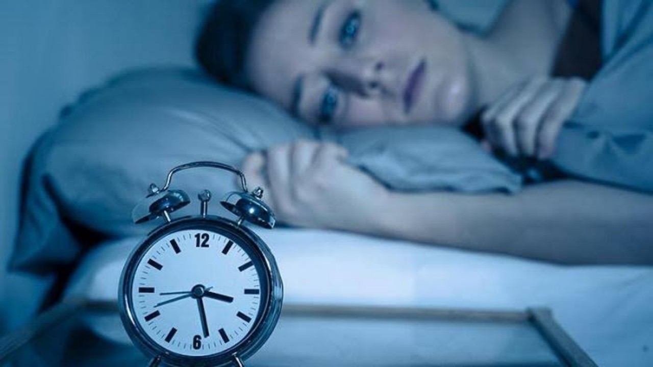 أسباب الأرق وقلة النوم عند كبار السن