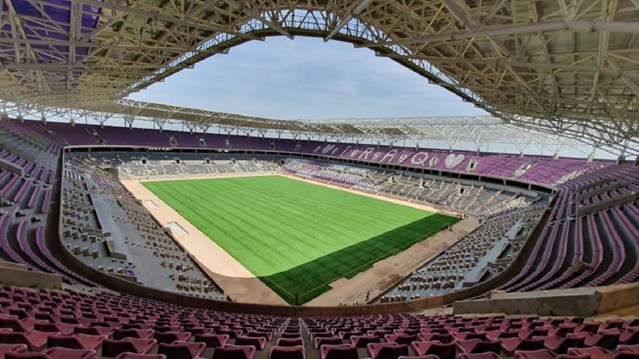 قرار هام من “الفيفا” بشأن ملاعب العراق