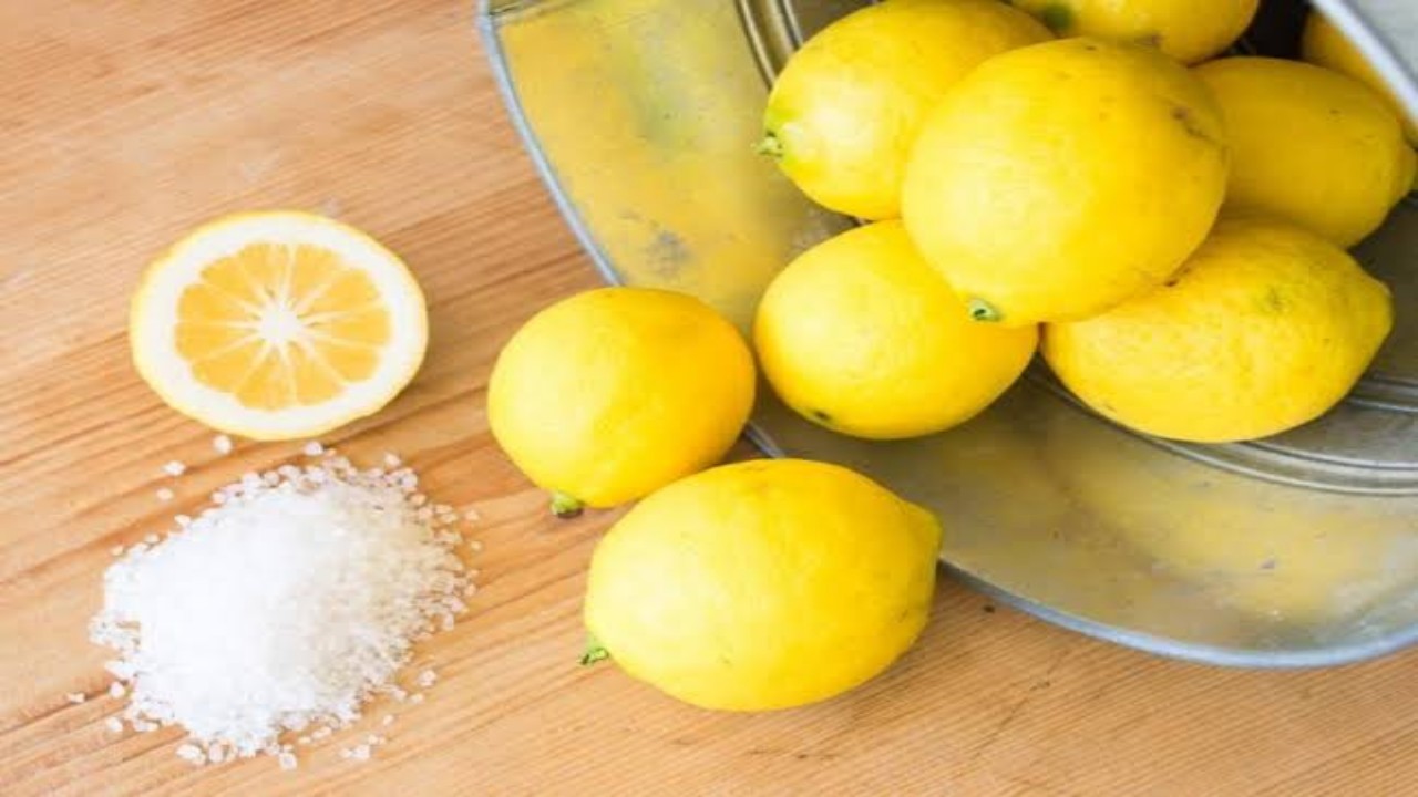&#8220;الغذاء والدواء&#8221;: ‏لا صحة بأن تفاعل الملح والليمون يسبب الأمراض