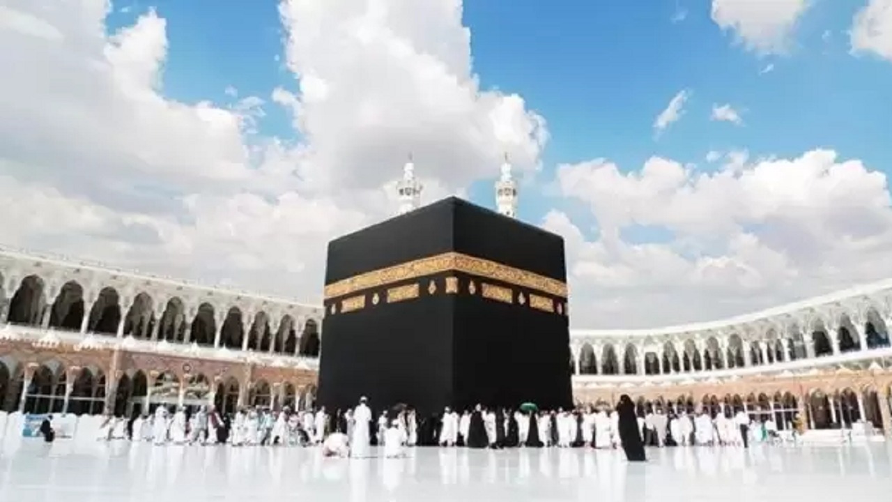 بالفيديو .. “الحج” تنفي اكتمال حجوزات عمرة رمضان