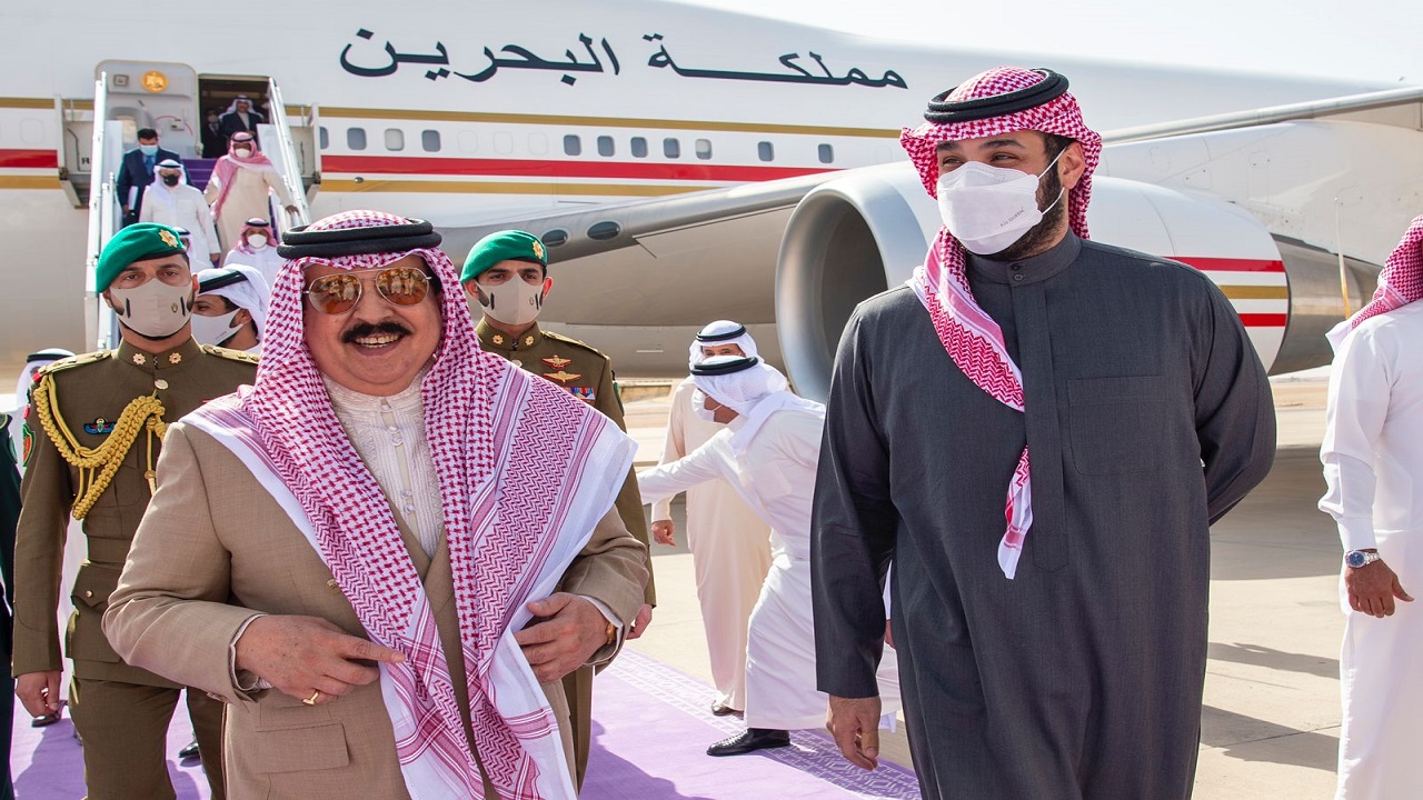 بالفيديو والصور.. ولي العهد يستقبل ملك البحرين بالرياض
