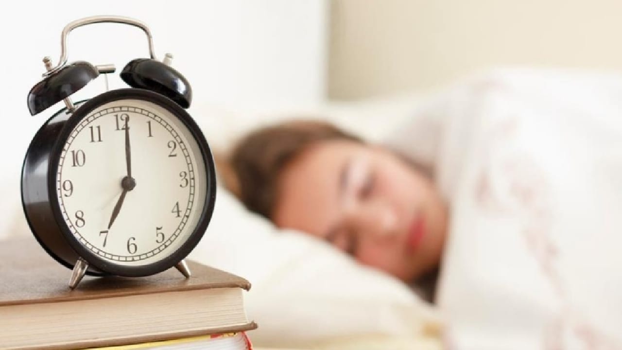 &#8220;مختص&#8221; يوضح تأثير النوم على الوظائف العقلية وعدد الساعات المثالية لكل فئة عمرية