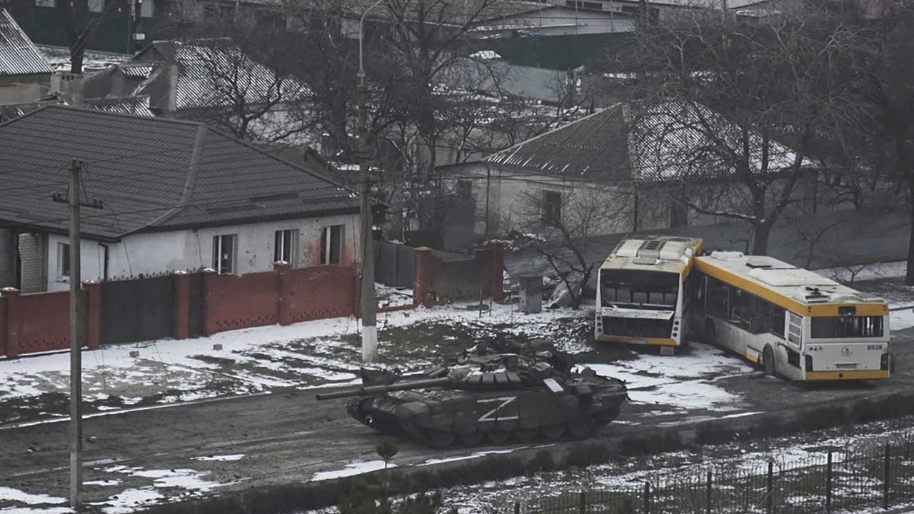 قصف مسجد لجأ إليه 80 مدنيًا في مدينة ماريوبول الأوكرانية