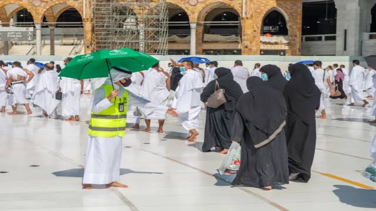 “الحج والعمرة” تكشف شروط أداء العمرة لمن بداخل المملكة