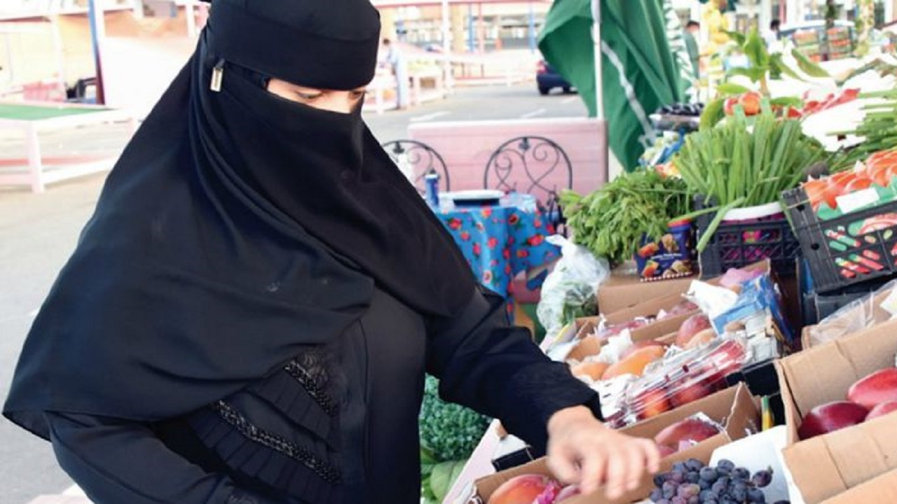 نصائح مدينة الملك عبدالله الطبية عند شراء الخضروات والفواكه