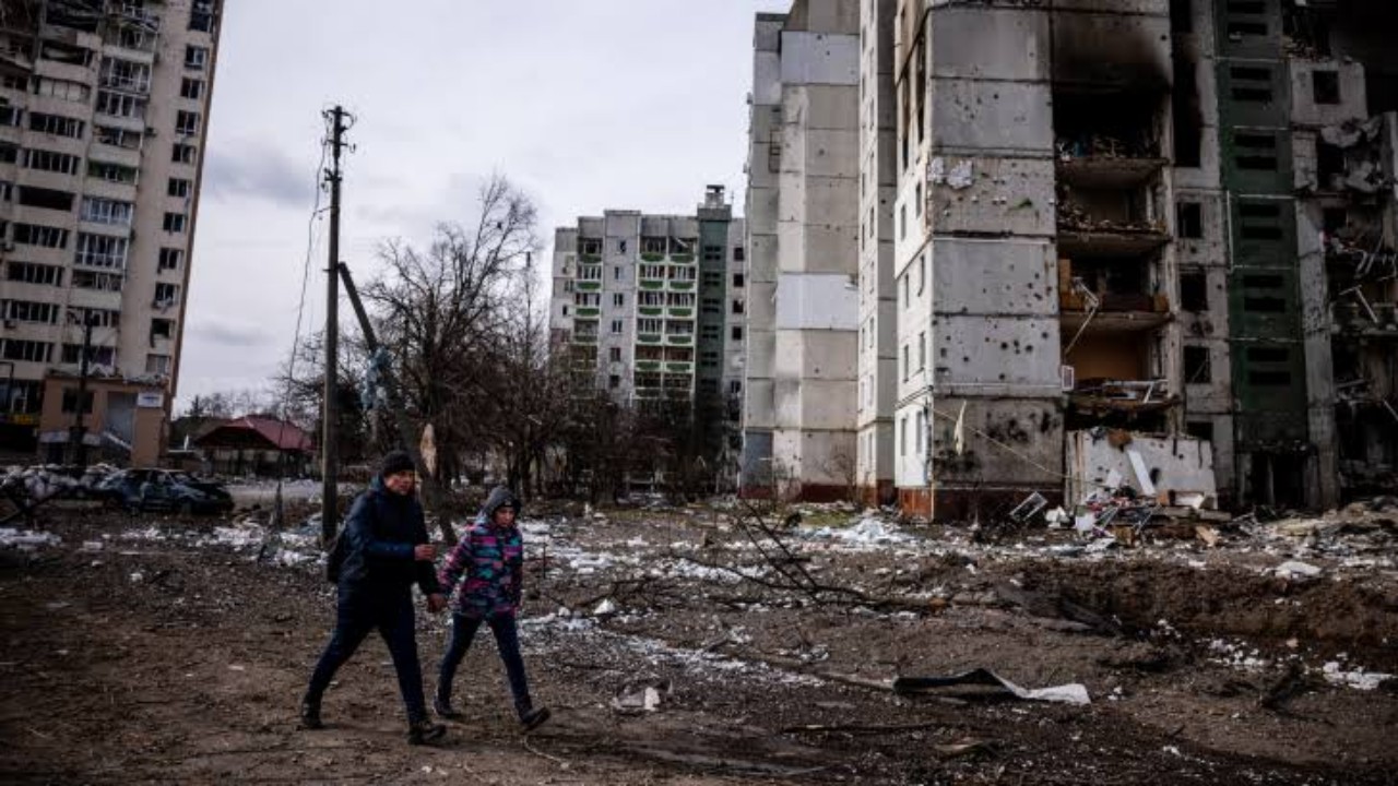 روسيا تعلن وقف إطلاق النار لإجلاء المدنيين