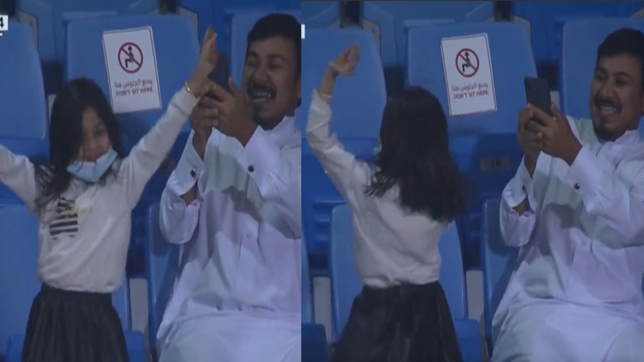 شاهد.. طفلة ترقص في المدرجات فرحًا بفوز الشباب