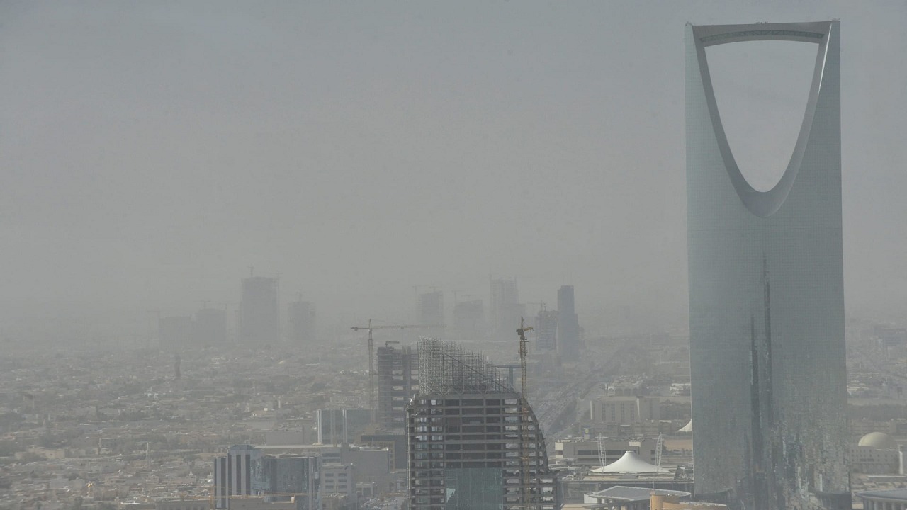 الأرصاد : موجة غبار ستصل إلى الرياض خلال ساعات