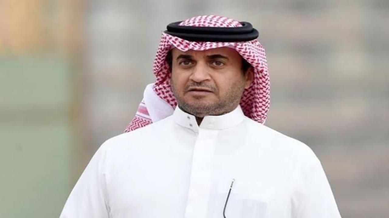 الشباب يقترب من عقد رعاية ضخم 