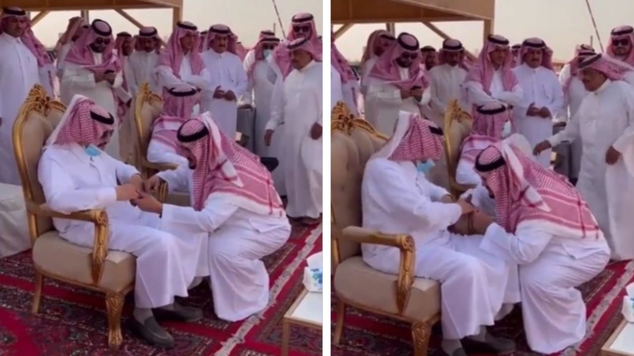 شاهد.. الأمير عبدالعزيز بن فهد يقبل يد الأمير محمد بن فهد بعد دفن الأميرة لولوة بنت فهد