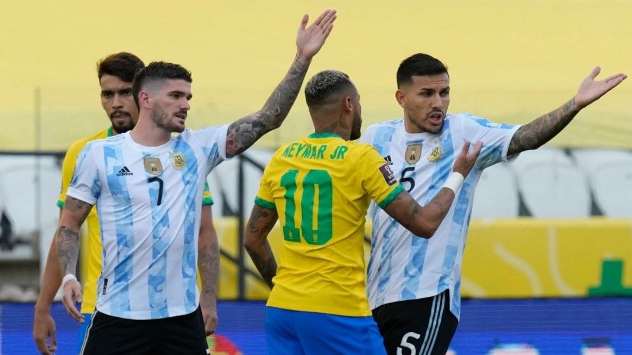 الأرجنتين تواجه البرازيل ودياً