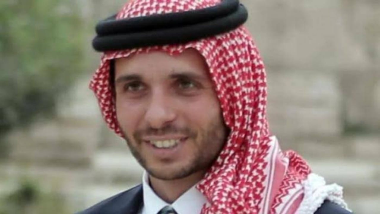 الأمير حمزة بن الحسين يتخلى عن لقبه 