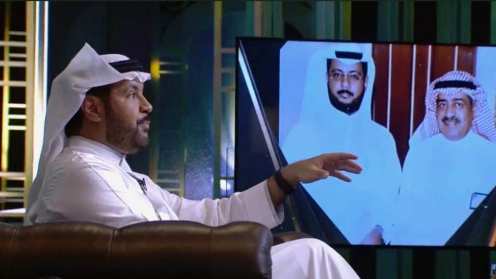 فيديو&#8230;الأحمدي يروي قصة الشريط الأسود الذي أخذه من الأمير مقرن بن عبدالعزيز