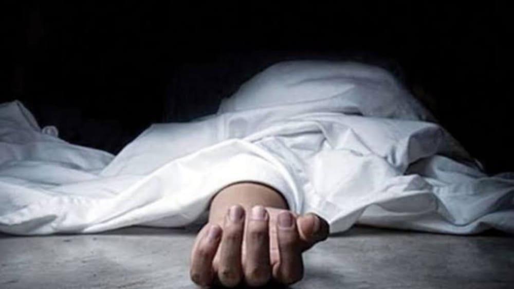 قتل شاب بعد تجريده من ملابسه وتعذيبه بسبب علاقة محرمة