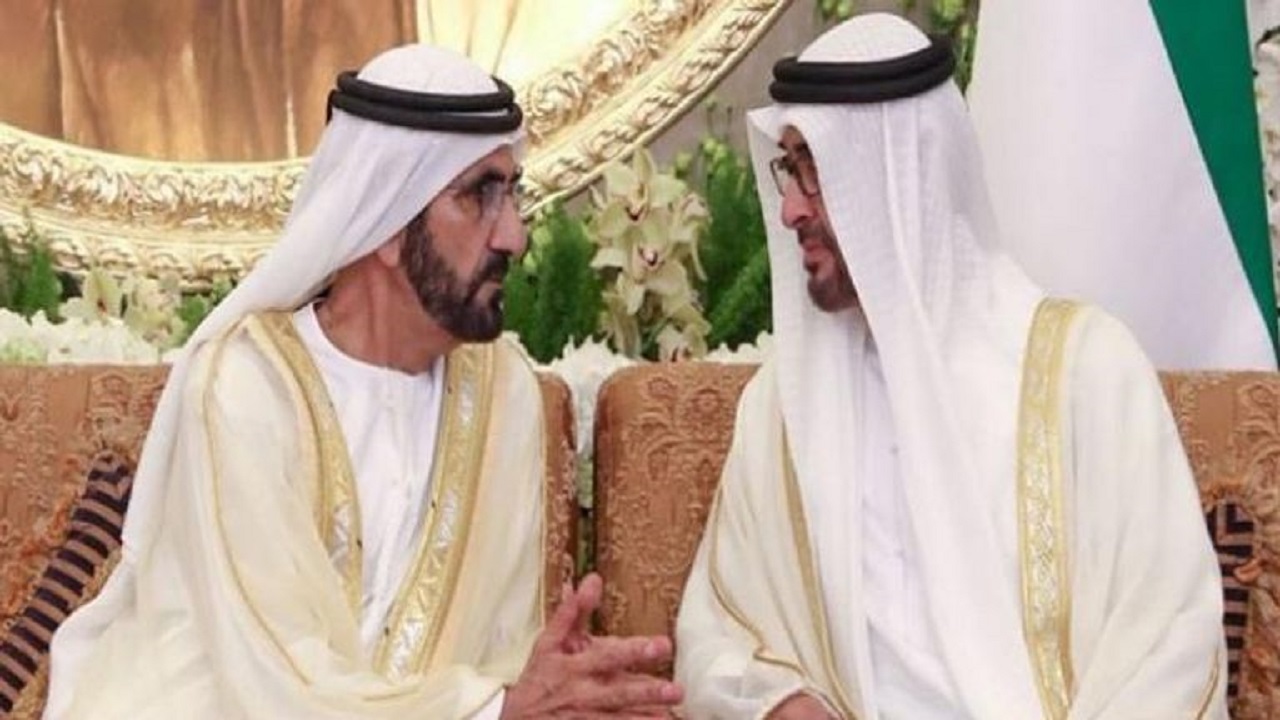 الشيخ محمد بن راشد يبايع محمد بن زايد رئيسا للإمارات