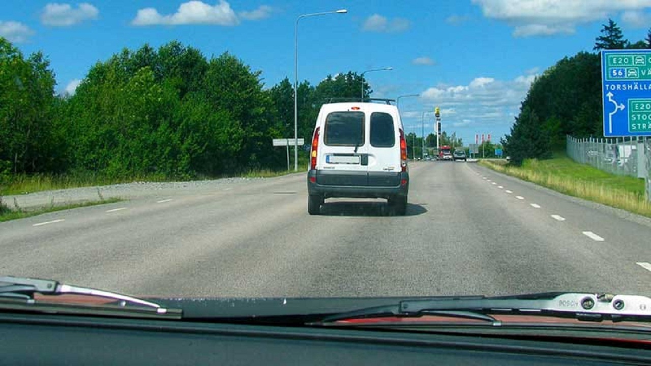 7 تحذيرات هامة للمرور قبل إجراء أي تجاوز على الطريق