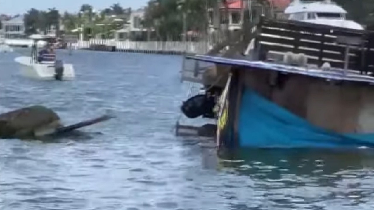 بالفيديو.. غرق مطعم شهير في ولاية فلوريدا
