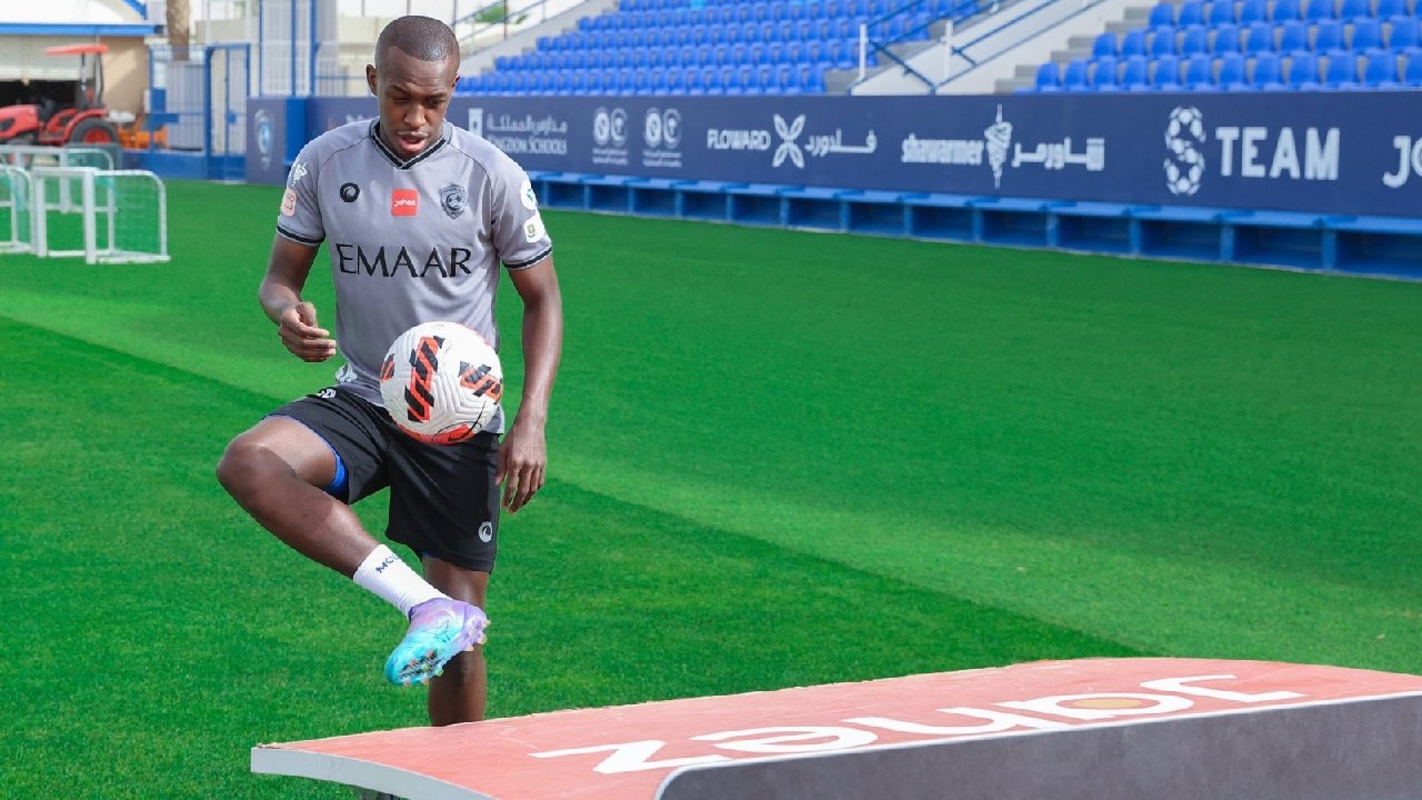 الهلال يتأهب لمواجهة الاتفاق