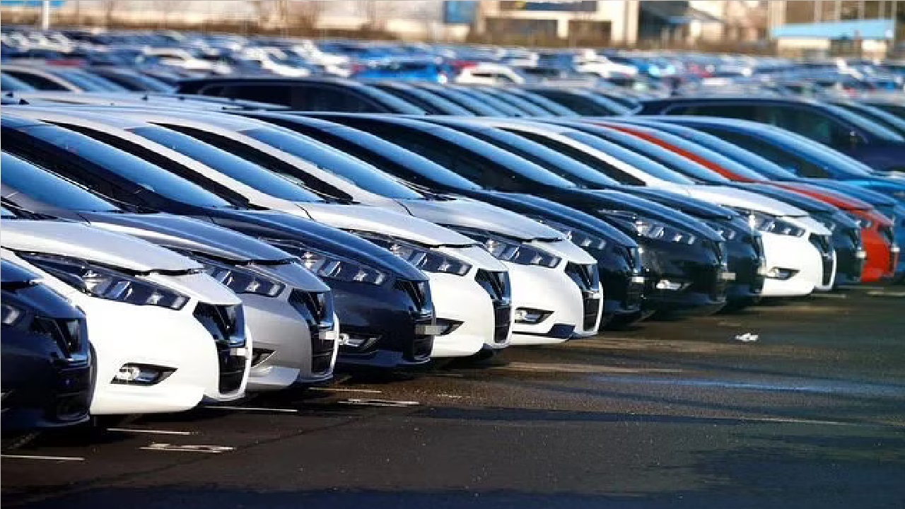بالفيديو.. كاتب اقتصادي: أسعار السيارات ستنخفض أكثر من 20% خلال الشهر الجاري