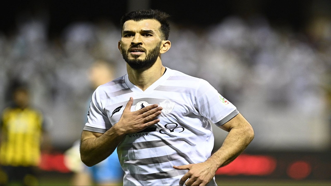 بالفيديو.. الاتحاد يخسر أمام الطائي بهدف نظيف