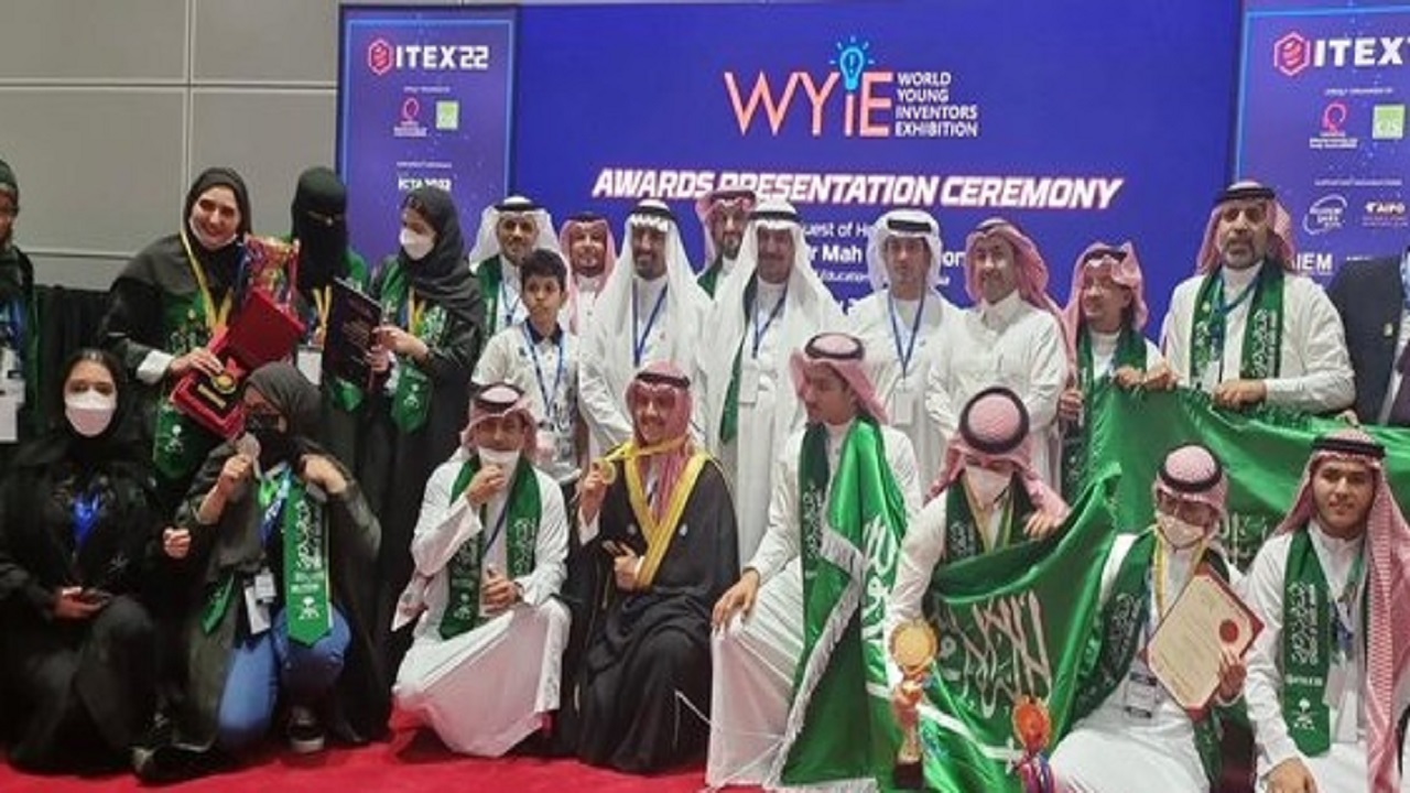 تعليم المملكة يحقق 13 جائزة عالمية في المعرض الدولي للاختراعات بماليزيا