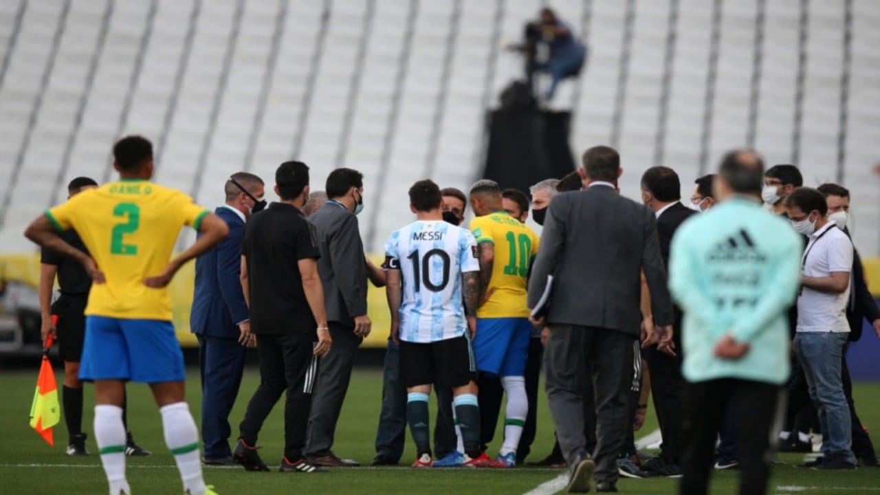 فيفا يقرر إعادة مباراة البرازيل والأرجنتين