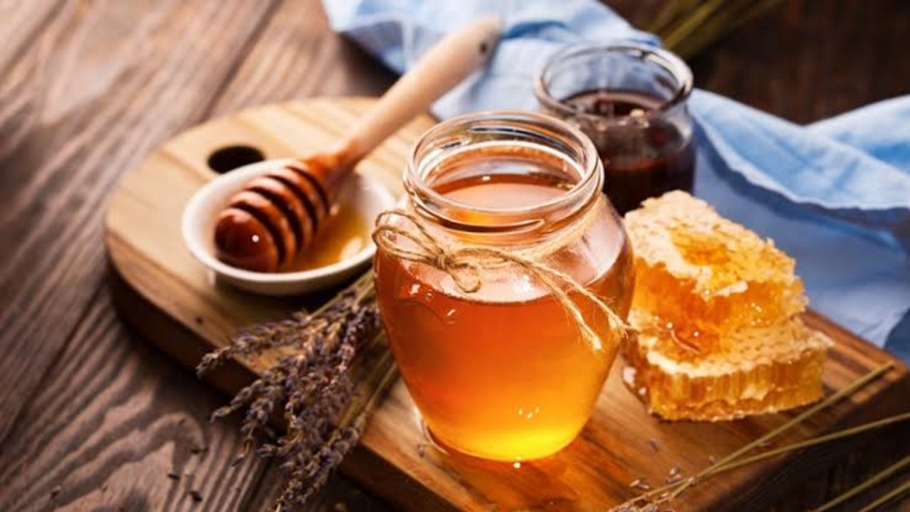 أبرز فوائد تناول عسل البرسيم