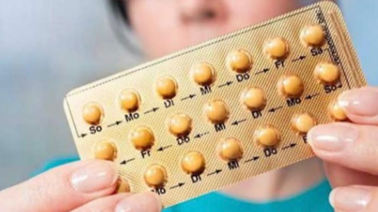 (دراسة) تحذر من حبوب منع الحمل لأنها تتسبب في انتحار النساء