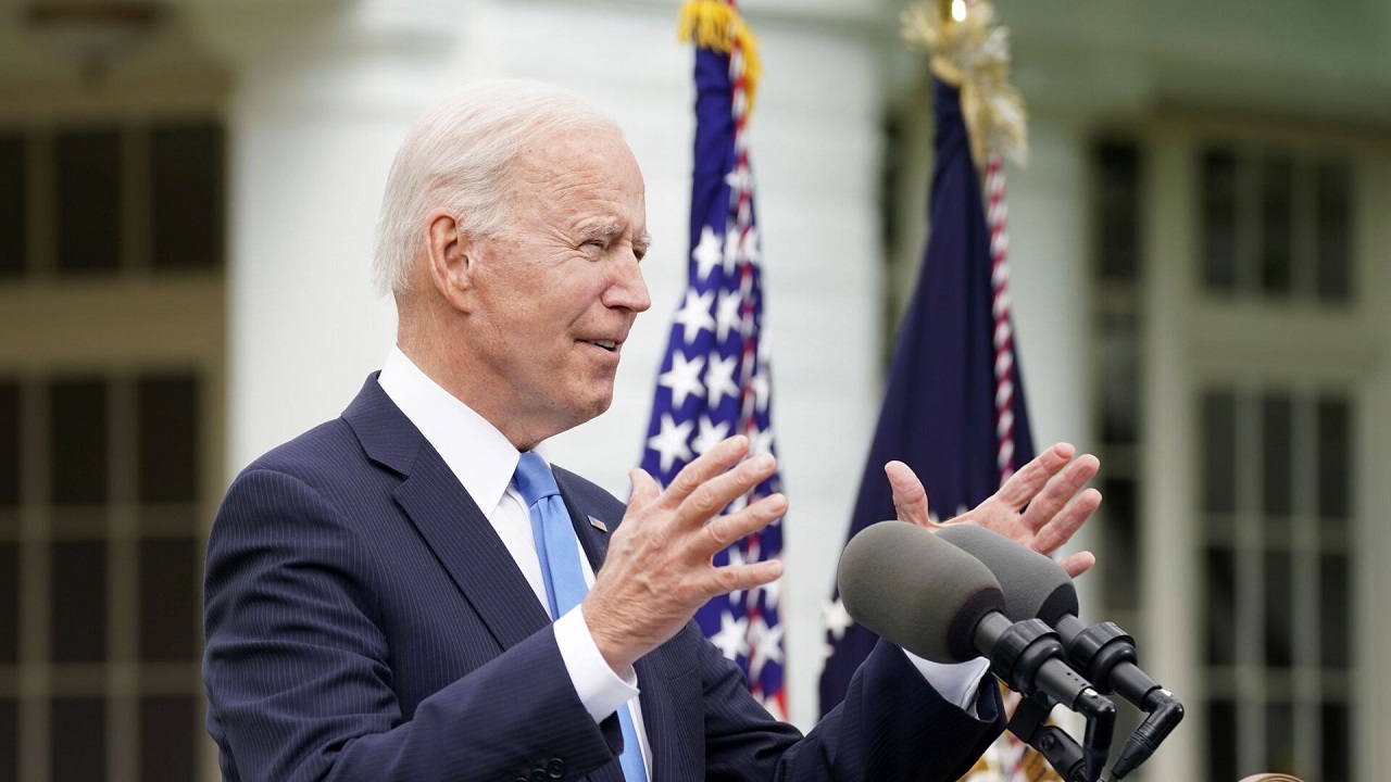 بايدن يدعم أوكرانيا بأنظمة صواريخ متطورة