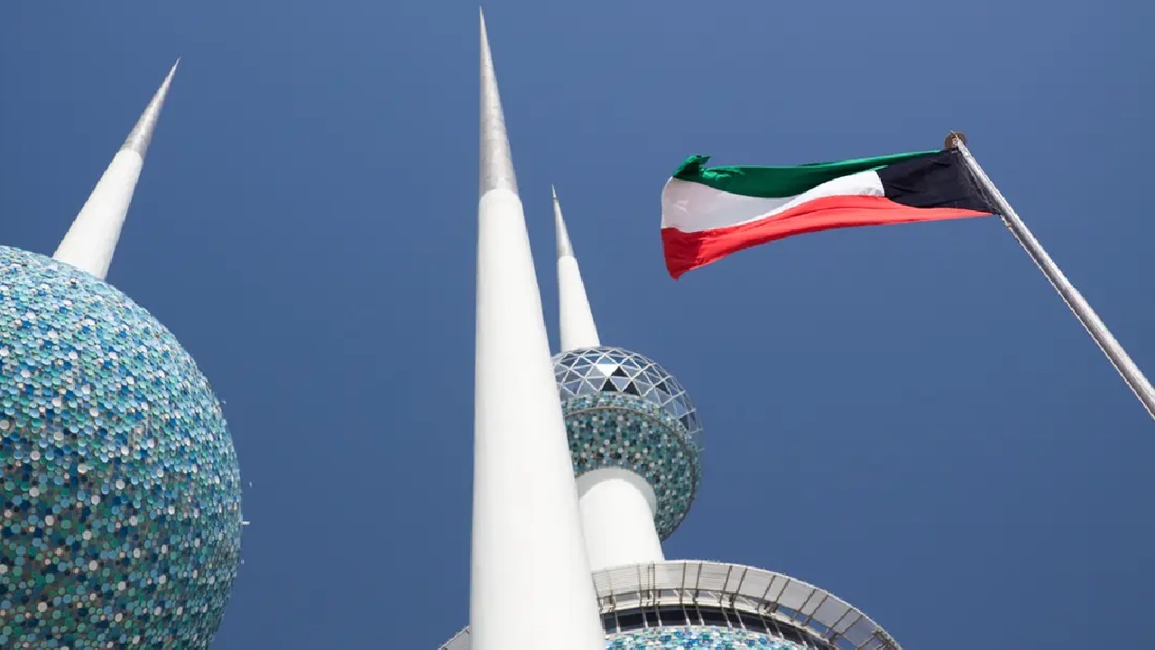إيقاف إصدار تأشيرات الزيارة العائلية والسياحية في الكويت حتى إشعار آخر
