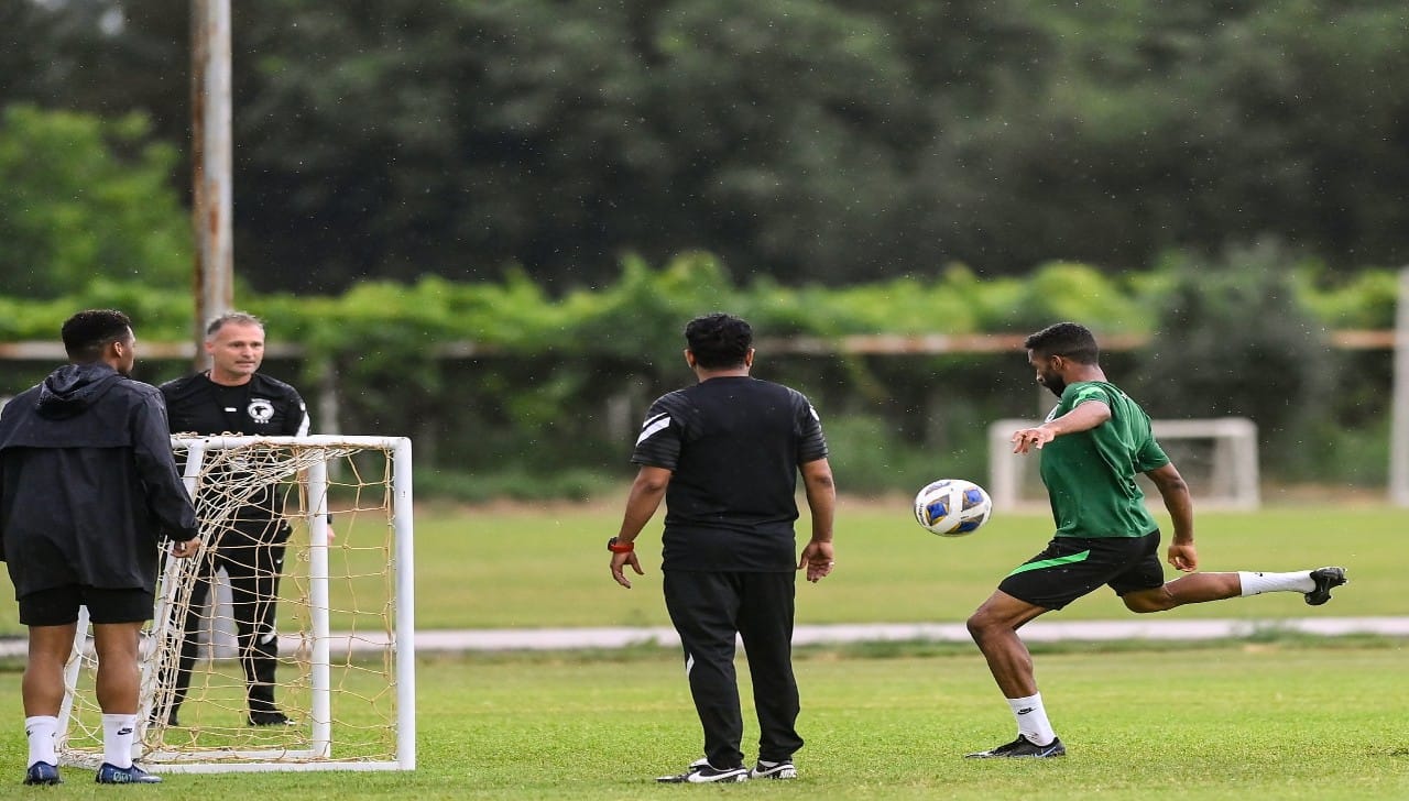 بالصور.. الأخضر الأولمبي يختتم تحضيراته استعداداً لملاقاة فيتنام 