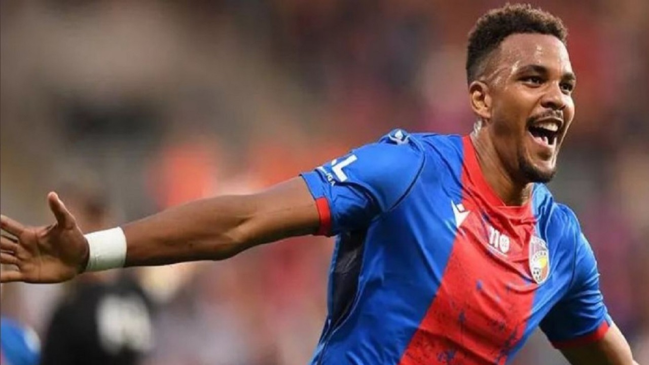 الوحدة يتعاقد رسميًا مع بوغيل