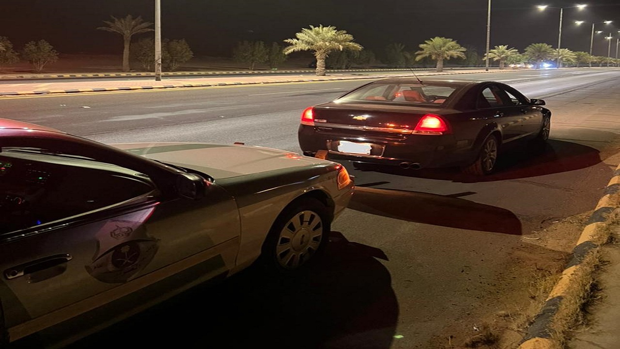 ضبط مفحط عرض حياة الآخرين للخطر في عنيزة