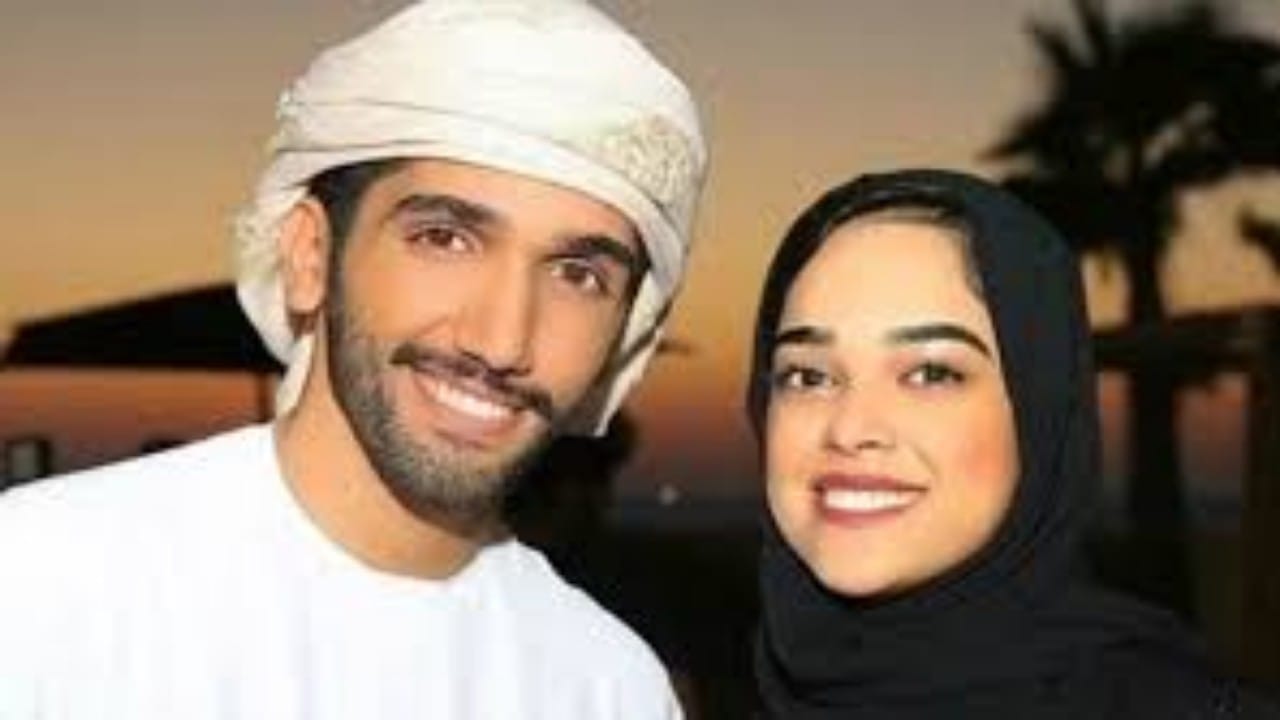 أحمد خميس يدافع عن زوجته بعد انتشار فيديو غير لائق