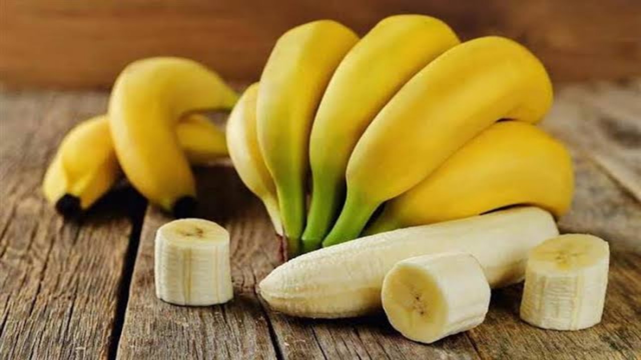 الموز يحمي النساء من النوبات القلبية والسكتات الدماغية