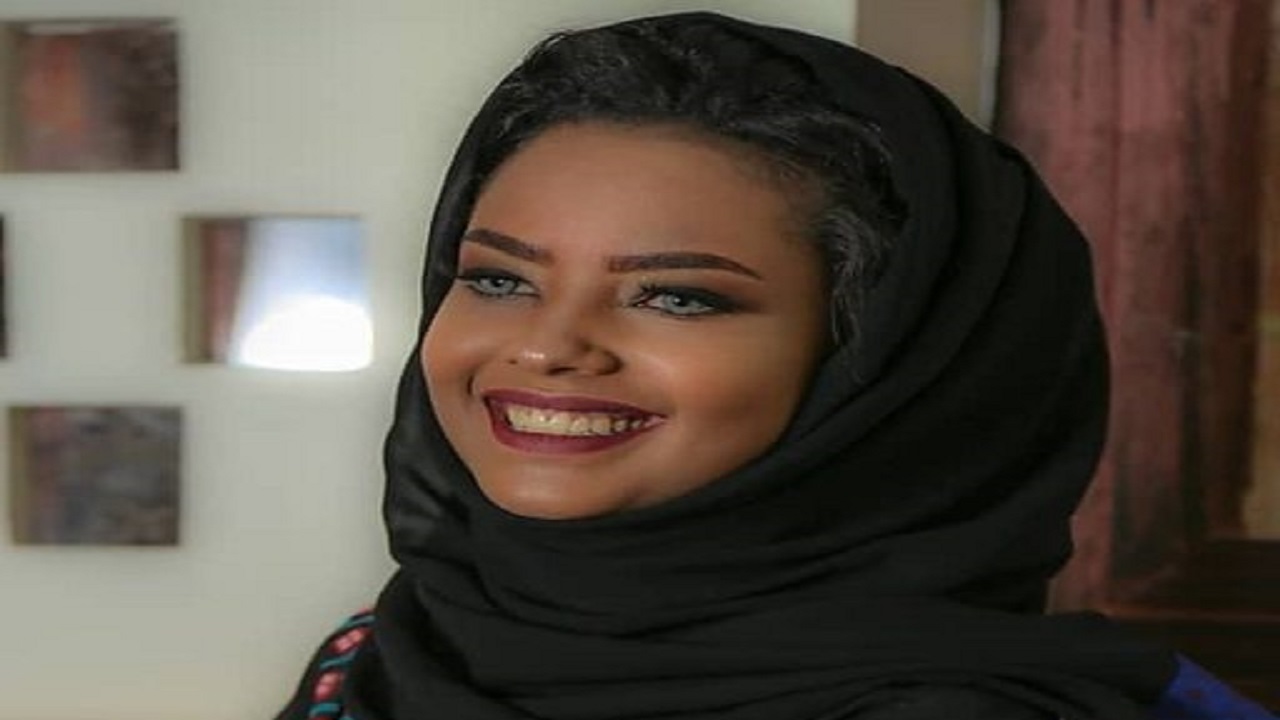 نقل عارضة أزياء يمنية لسجن انفرادي بعد جلسة تعذيب بسجون الحوثي