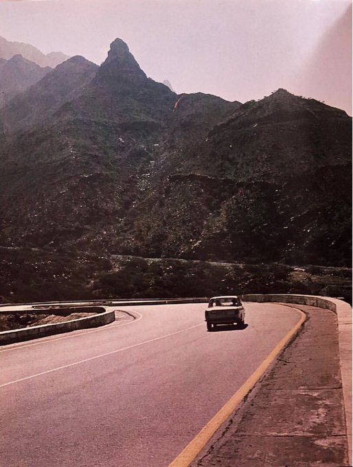 الطريق بين الطائف ومكة المكرمة قبل حوالي 45 عاما