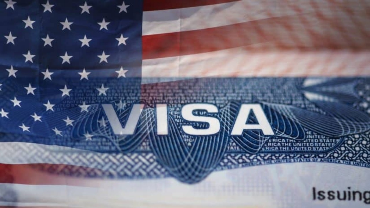 السفارة الأمريكية: تمديد صلاحية تأشيرات الزيارة للمواطنين السعوديين إلى 10 سنوات