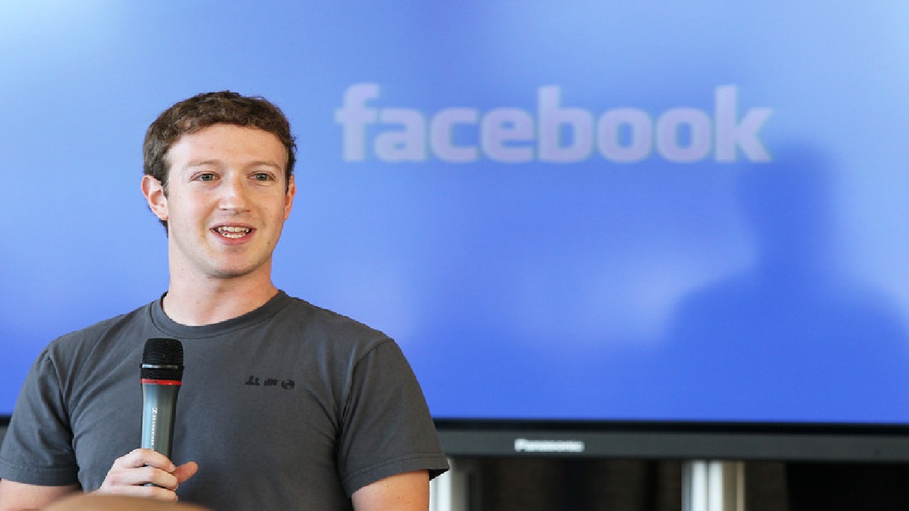 مالك فيسبوك: تراجعت أرباحنا والوضع أسوء من ذي قبل