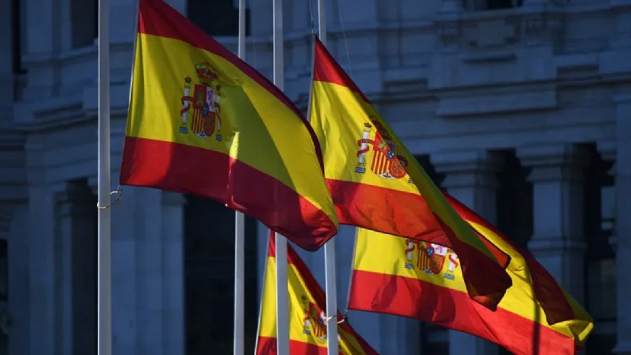 التضخم في إسبانيا يتجاوز 10%.. لماذا لا تعجز عن سد الدين؟