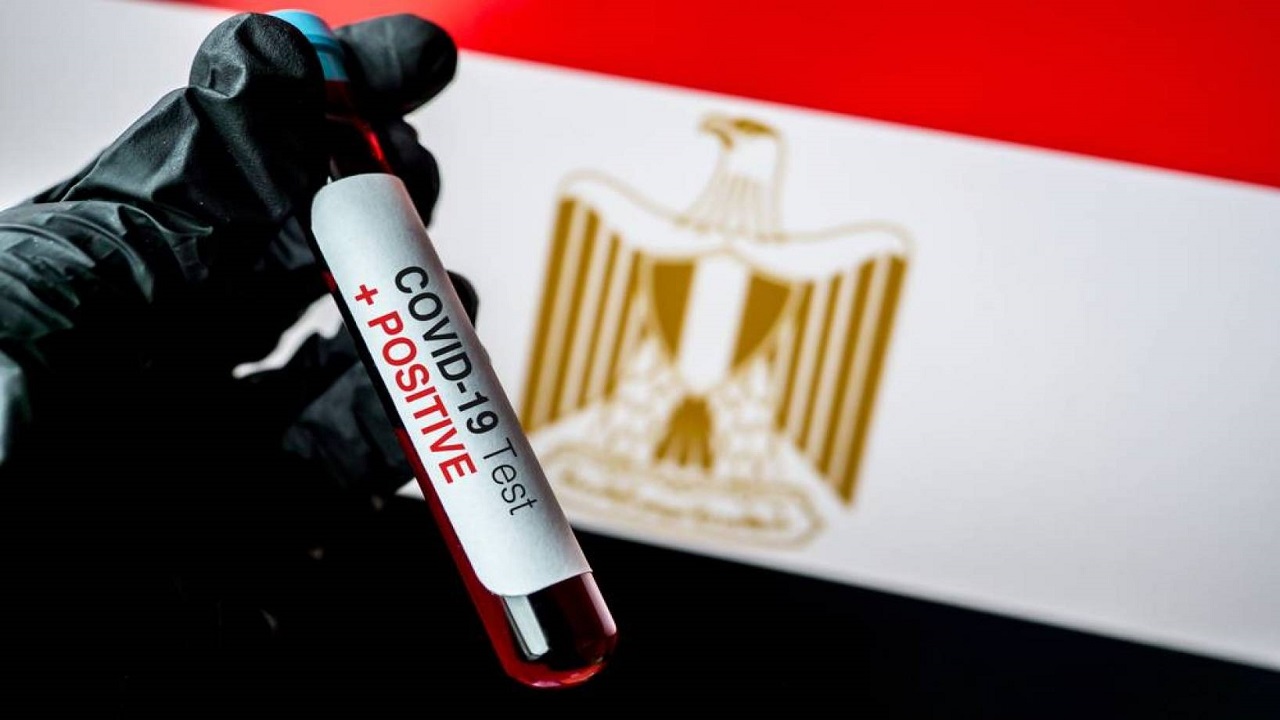 كورونا يصيب وزير الرياضة المصري