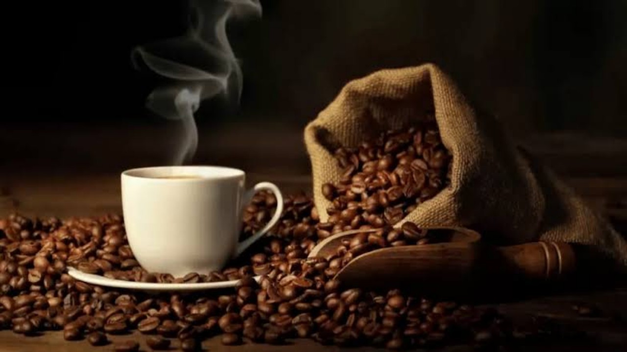 شرب القهوة يقلل مخاطر الموت