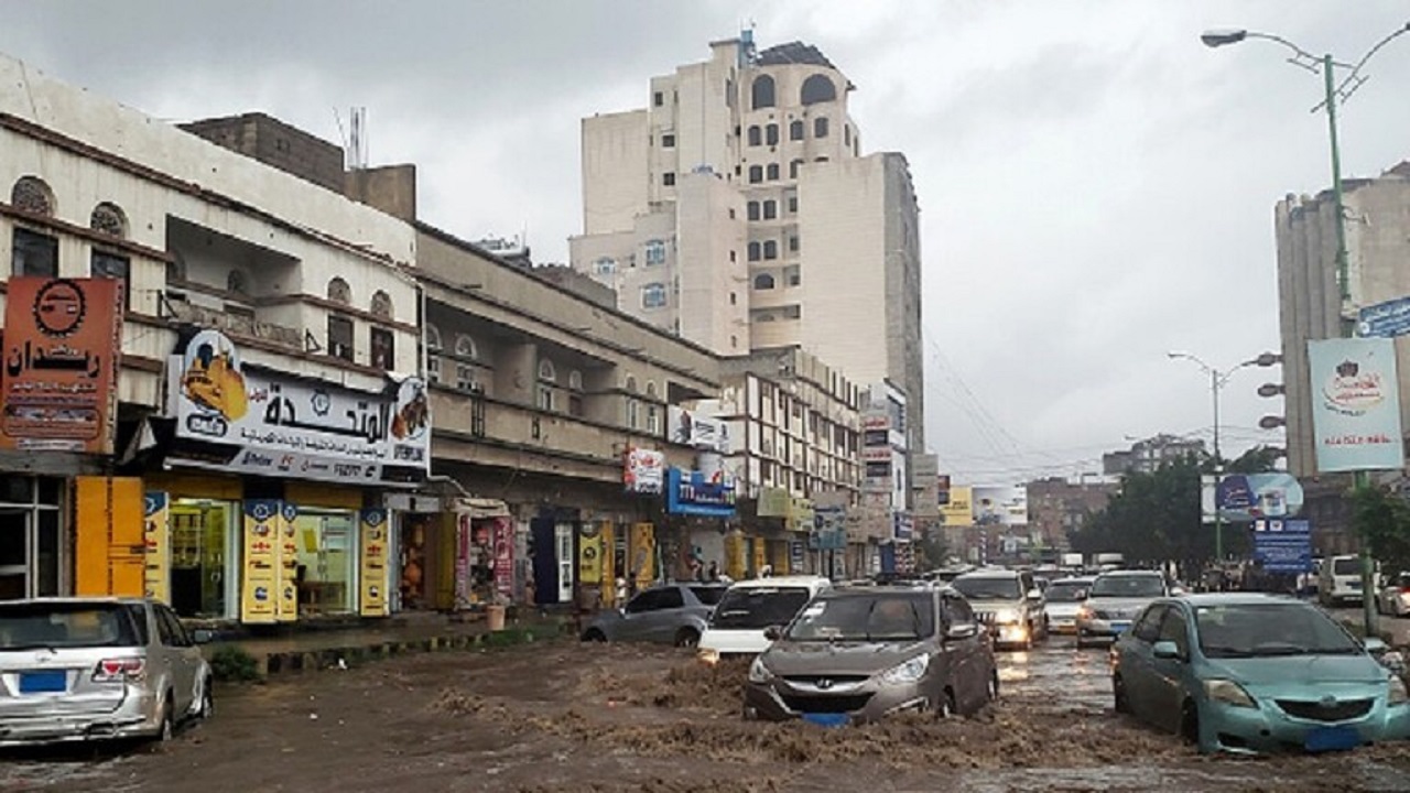 وفاة 3 أشخاص من أسرة واحدة جراء الأمطار في اليمن
