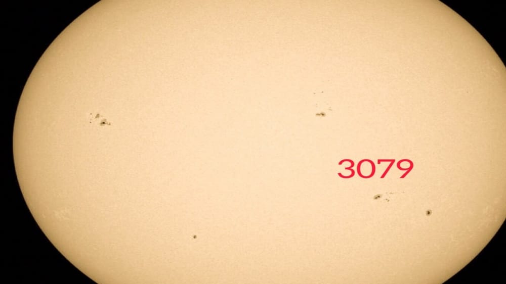 “فلكية جدة”: رصدنا انتشار بقع على سطح الشمس