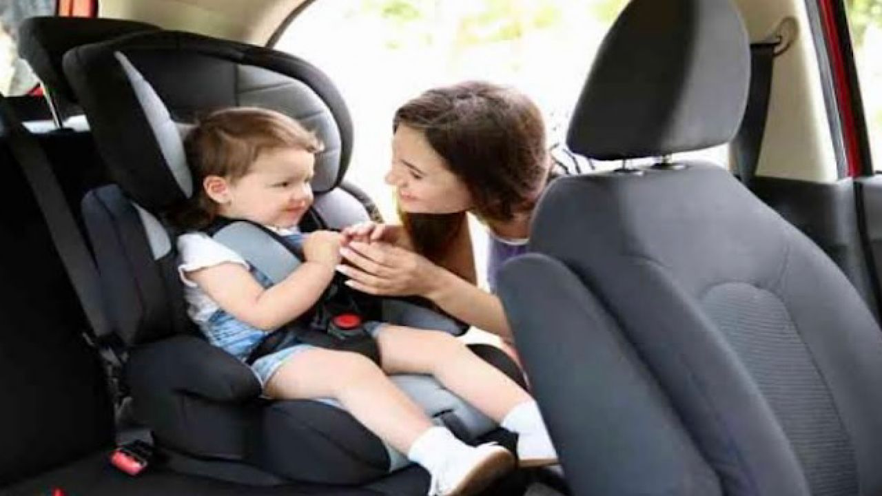“الصحة” توضح 4 فوائد لمقاعد الأطفال في السيارة