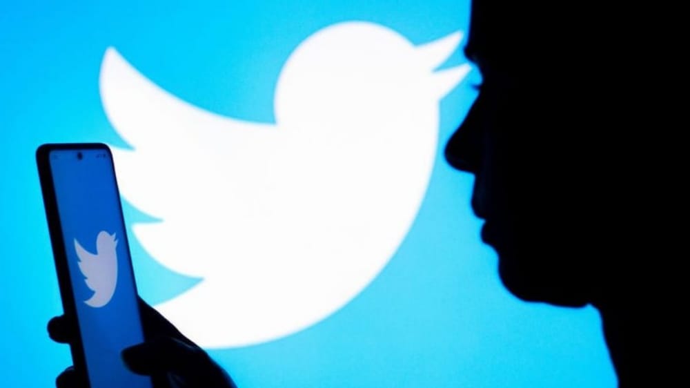 “تويتر” يصلح ثغرة أمنية تهدد الحسابات بالقرصنة