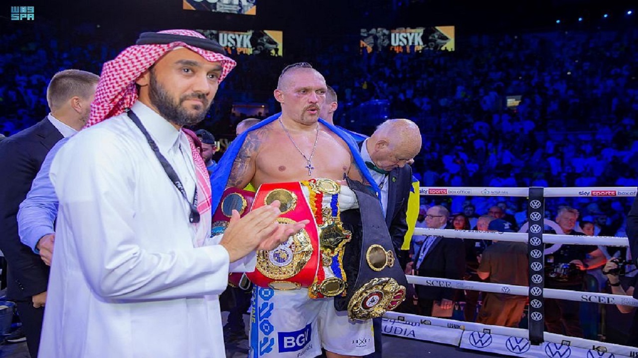 وزير الرياضة عن نزال البحر الأحمر: فخورون باستضافة هذا الحدث العالمي الكبير للمرة الثانية