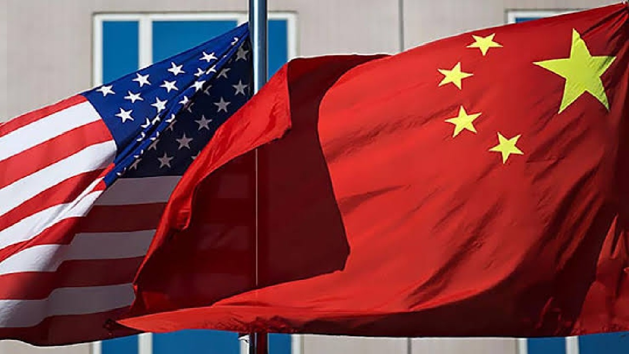 جدال بين الخارجية الصينية والسفير الأمريكي في بكين على تويتر