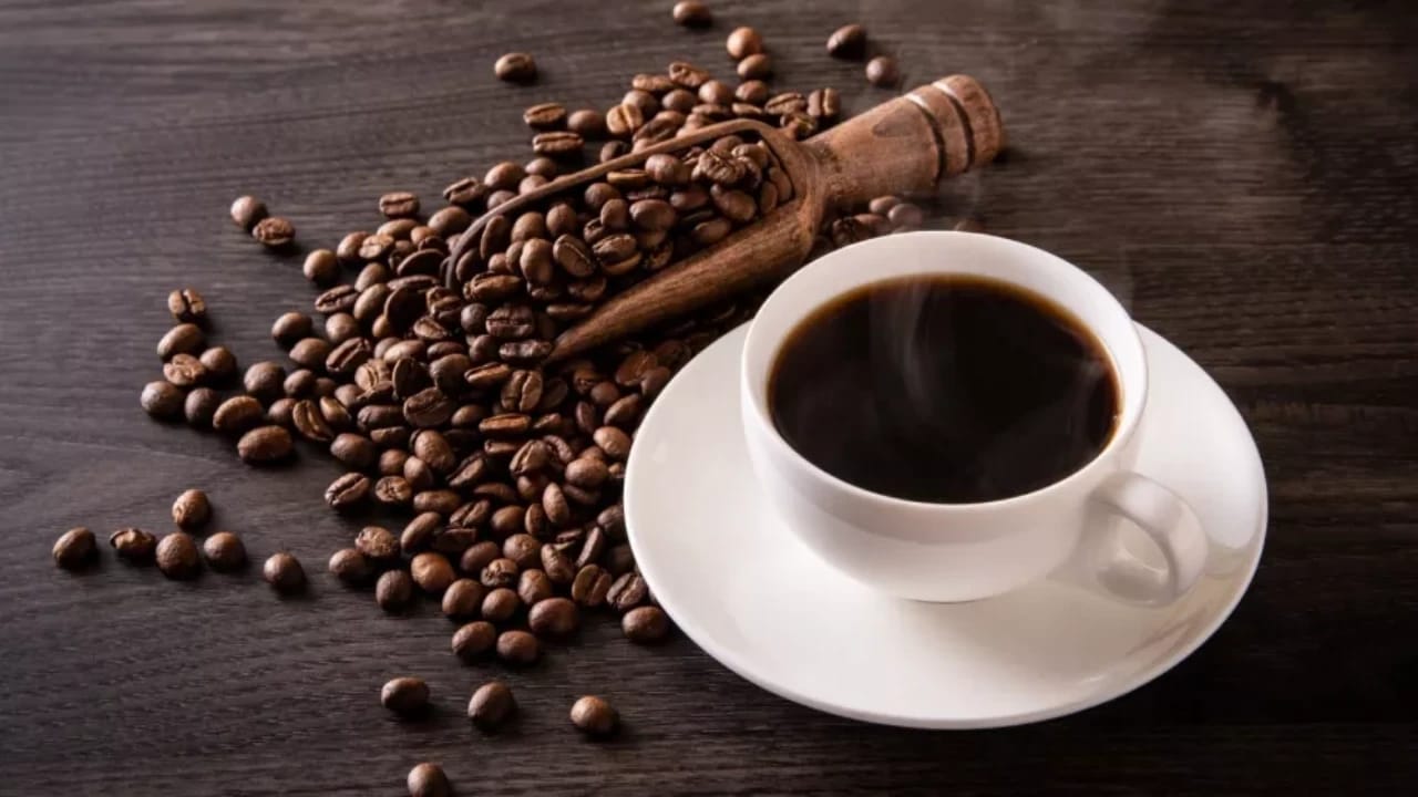 “الذيابي”: لا يمنع شرب القهوة السوداء خلال علاج جرثومة المعدة