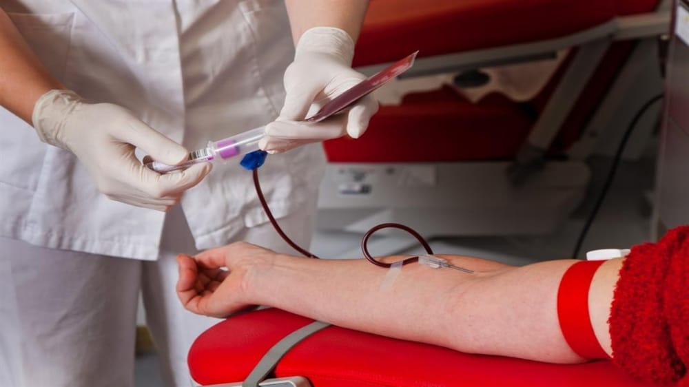 “الخضيري”: التبرع بالدم يقي الجسم ويدعم وظائفه